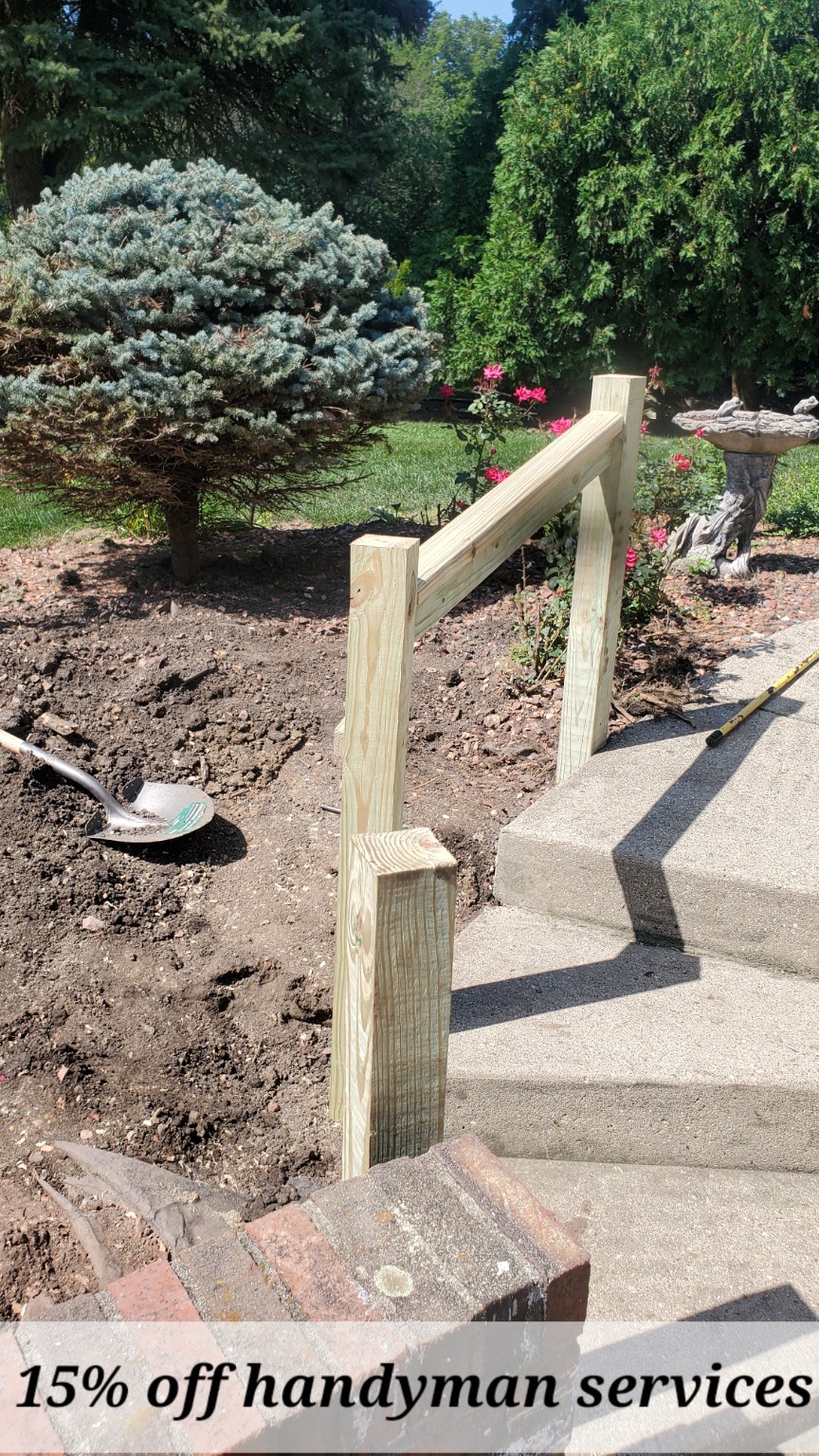 Exterior railing before repair